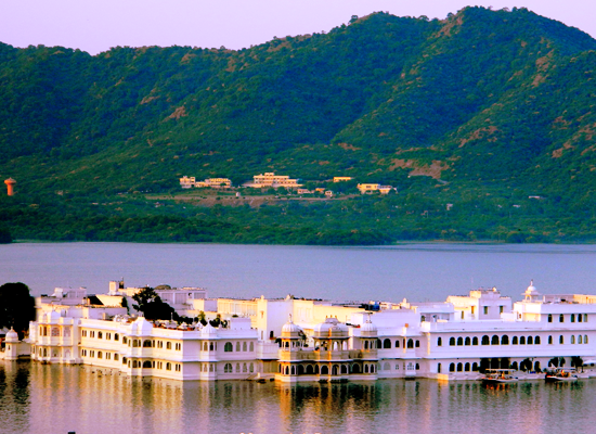 Udaipur lago pichola
